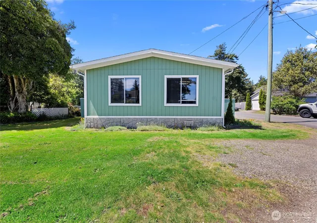 Photo 2 of Manufactured home for sale at 1210 35th Street, Seaview, WA 98644 | MLS# NWM2523320 | Listing updated on 2026-09-21
