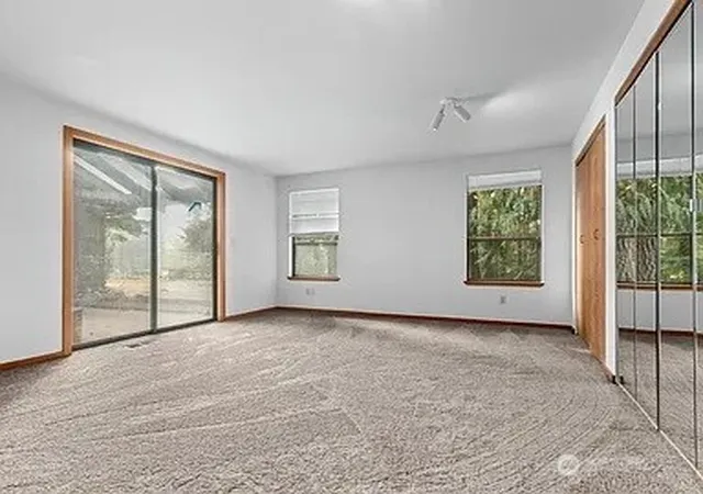 Photo 3 of Single family home for sale at 5008 Ne 2nd Street, Renton, WA 98059 | MLS# NWM2523358 | Listing updated on 2026-09-21