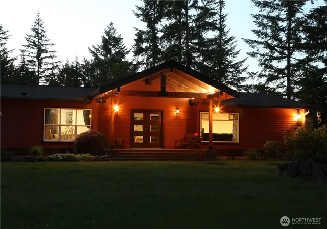 Photo 3 of Single family home for sale at 32818 174th Place SE, Auburn, WA 98092 | MLS# NWM2523375 | Listing updated on 2026-10-09