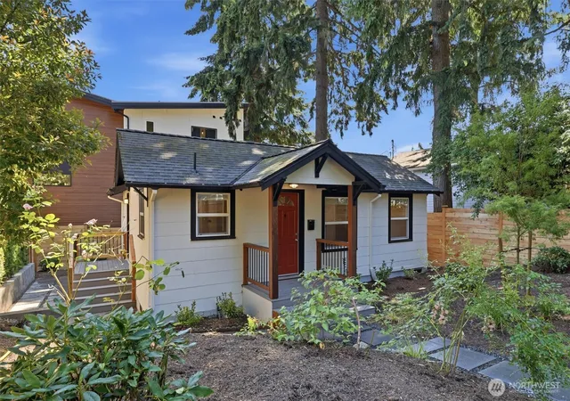 Photo 2 of Single family home for sale at 5444 40th Avenue Sw, Seattle, WA 98136 | MLS# NWM2523377 | Listing updated on 2026-09-30