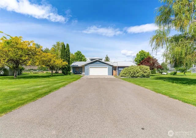 Photo 2 of Single family home for sale at 32 Midland Rd, Brewster, WA 98812 | MLS# NWM2523384 | Listing updated on 2026-09-21