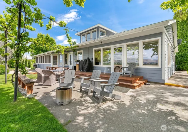 Photo 3 of Single family home for sale at 32 Midland Rd, Brewster, WA 98812 | MLS# NWM2523384 | Listing updated on 2026-09-21