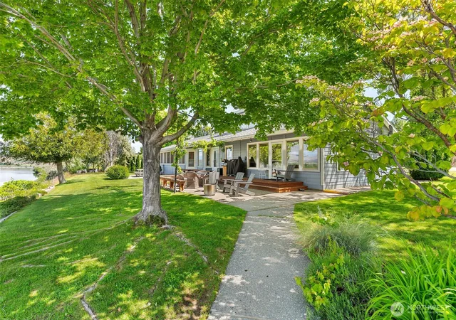 Photo 4 of Single family home for sale at 32 Midland Rd, Brewster, WA 98812 | MLS# NWM2523384 | Listing updated on 2026-09-21