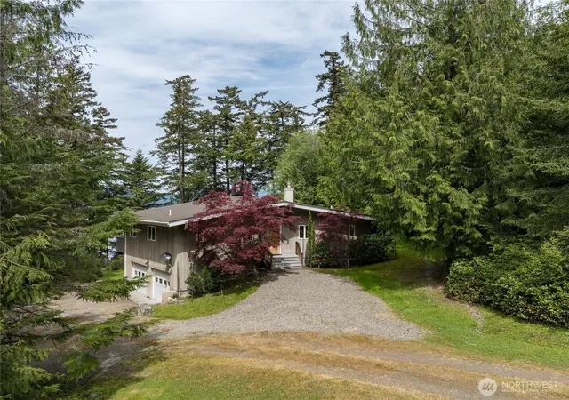 Photo 3 of Sale Pending at 127 Sand Cvs Ln, Lopez Island, WA 98261 | MLS# NWM2523402 | Listing updated on 2026-09-25