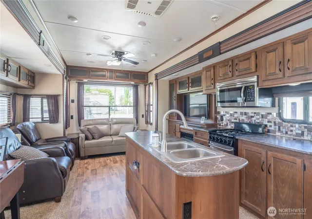 Photo 3 of Manufactured home for sale at 7037 Highway 262 #2, Othello, WA 99344 | MLS# NWM2523404 | Listing updated on 2026-09-21