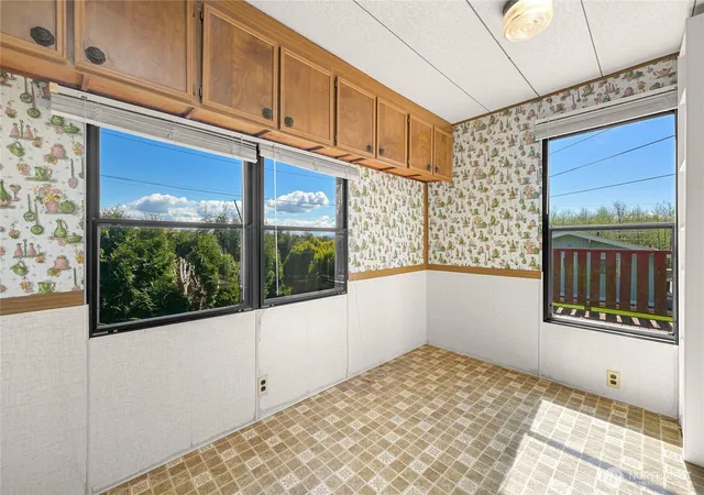 Photo 4 of Sale Pending at 8409 Richard Way, Blaine, WA 98230 | MLS# NWM2523439 | Listing updated on 2026-09-22