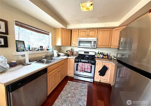Photo 2 of Single family home for sale at 22018 76th Avenue W, Edmonds, WA 98026 | MLS# NWM2523497 | Listing updated on 2026-10-02