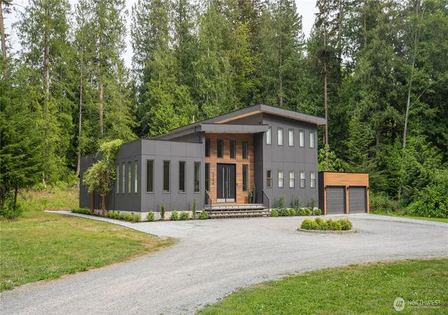 Photo 3 of Single family home for sale at 2548 Sandy Dr, Camano Island, WA 98282 | MLS# NWM2523506 | Listing updated on 2026-09-23