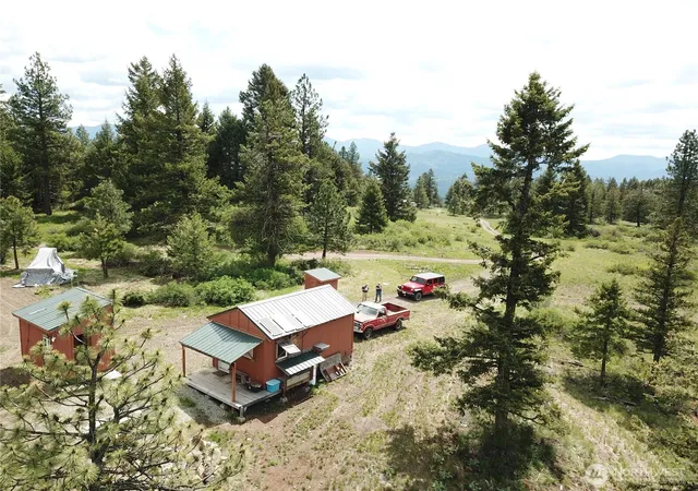 Photo 3 of Single family home for sale at 19 Union Ridge Spur Rd, Republic, WA 99166 | MLS# NWM2523513 | Listing updated on 2026-09-28