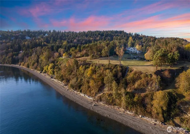 Photo 2 of Single family home for sale at 4205 Sw Point Robinson Rd, Vashon, WA 98070 | MLS# NWM2523522 | Listing updated on 2026-09-21