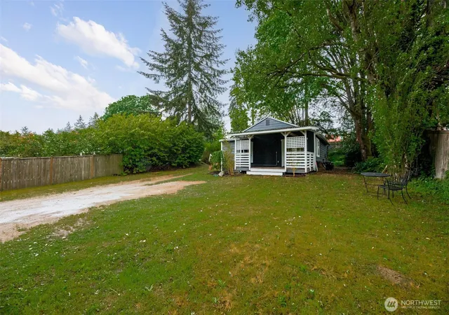 Photo 3 of Single family home for sale at 15504 25th Avenue NE, Shoreline, WA 98155 | MLS# NWM2523544 | Listing updated on 2026-07-23