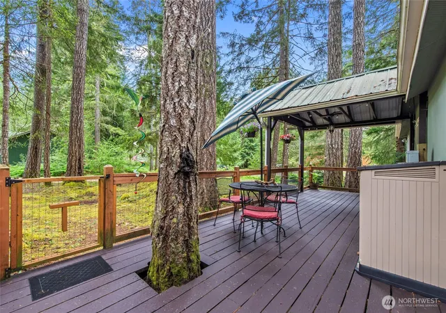 Photo 4 of Single family home for sale at 30 N Carp Pl, Hoodsport, WA 98548 | MLS# NWM2523599 | Listing updated on 2026-09-21