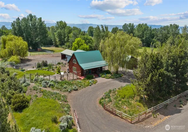 Photo 3 of Single family home for sale at 1750 Rader Rd, Ellensburg, WA 98926 | MLS# NWM2523807 | Listing updated on 2026-09-21