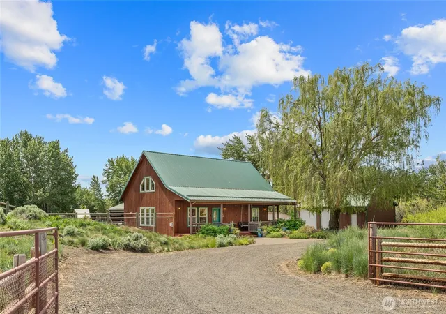 Photo 1 of Single family home for sale at 1750 Rader Rd, Ellensburg, WA 98926 | MLS# NWM2523807 | Listing updated on 2026-09-21