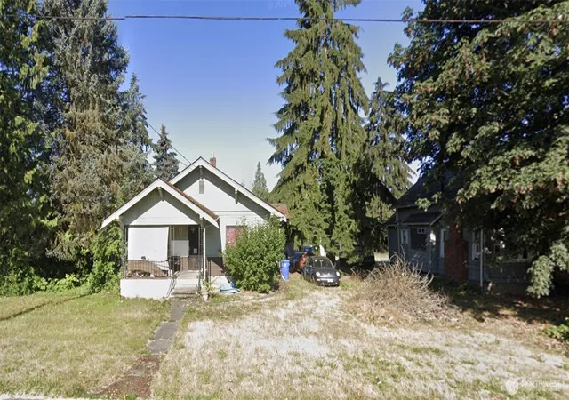 Photo 1 of Sale Pending at 6422 Pacific Ave, Tacoma, WA 98408 | MLS# NWM2523823 | Listing updated on 2026-09-25