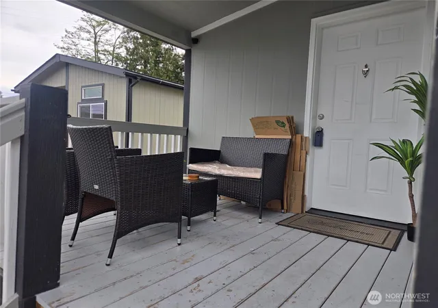 Photo 3 of Manufactured home for sale at 10302 Lakeview Ave Sw #25, Lakewood, WA 98499 | MLS# NWM2523845 | Listing updated on 2026-09-21