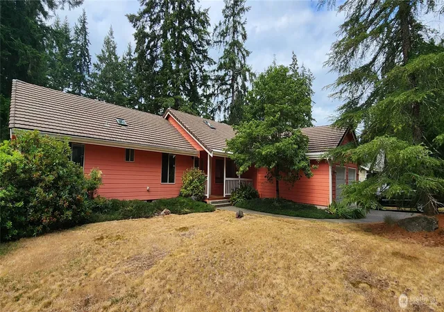 Photo 1 of Single family home for sale at 130 E Lakeland Way, Allyn, WA 98524 | MLS# NWM2523859 | Listing updated on 2026-09-21