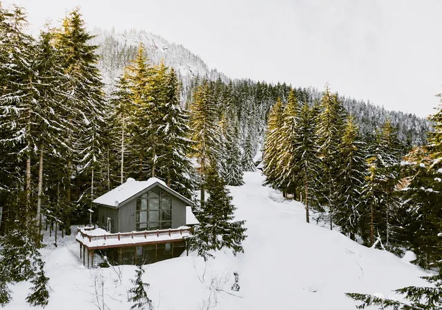 Photo 1 of Single family home for sale at 350 Rampart Dr, Snoqualmie Pass, WA 98068 | MLS# NWM2523908 | Listing updated on 2026-09-24