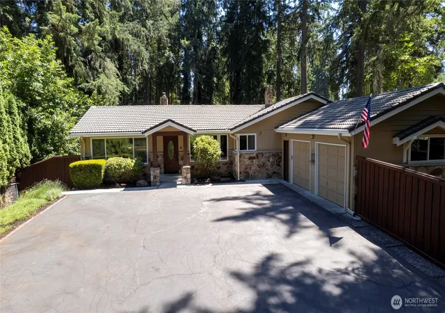 Photo 1 of Sale Pending at 1 Beach Ln Sw, Lakewood, WA 98498 | MLS# NWM2523912 | Listing updated on 2026-09-25