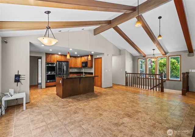 Photo 4 of Sale Pending at 1 Beach Ln SW, Lakewood, WA 98498 | MLS# NWM2523912 | Listing updated on 2026-09-25