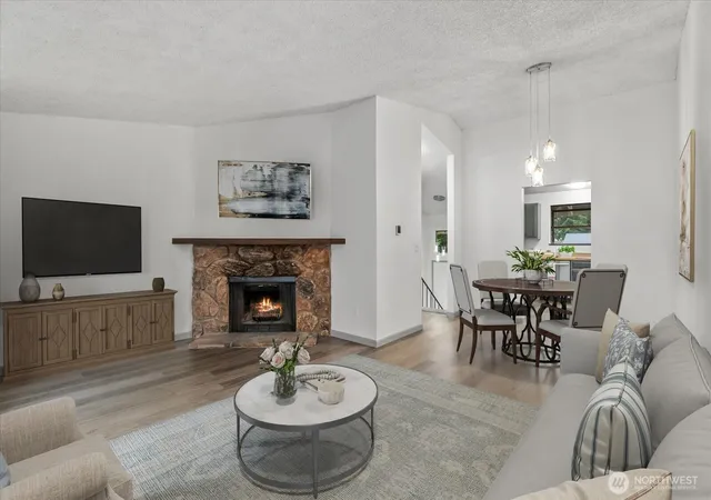 Photo 4 of Townhouse for sale at 3435 Auburn Way S #60, Auburn, WA 98092 | MLS# NWM2523915 | Listing updated on 2026-09-21