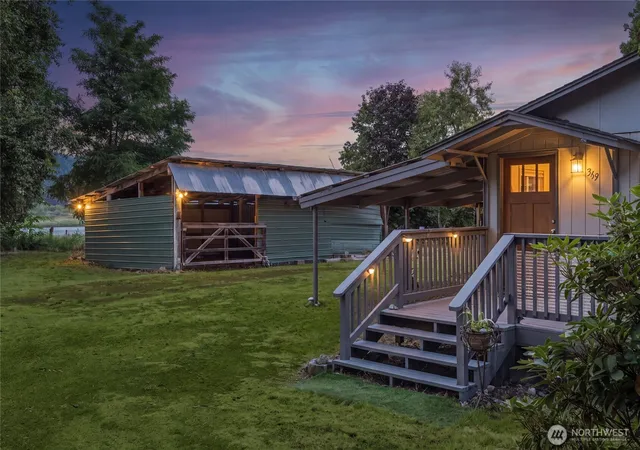 Photo 3 of Single family home for sale at 369 E Birnie Slough Rd, Cathlamet, WA 98612 | MLS# NWM2523954 | Listing updated on 2026-09-21