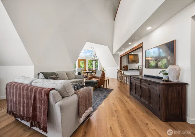 Photo 3 of Single family home for sale at 25505 C US Hwy 97, Pateros, WA 98846 | MLS# NWM2524059 | Listing updated on 2026-09-21