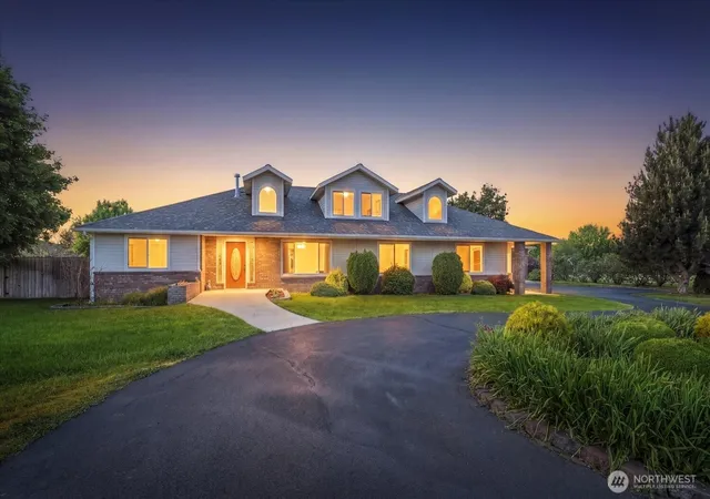 Photo 2 of Single family home for sale at 221 Shane Porter Rd, Walla Walla, WA 99362 | MLS# NWM2524063 | Listing updated on 2026-10-01