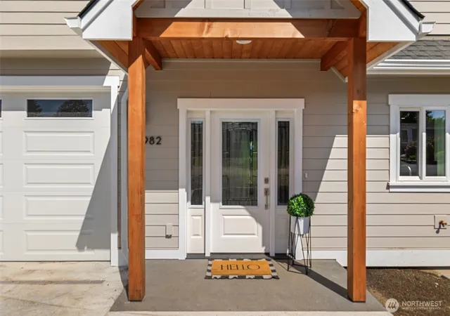 Photo 2 of Single family home for sale at 4982 Highland Dr, Blaine, WA 98230 | MLS# NWM2524099 | Listing updated on 2026-09-21