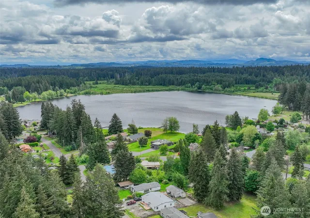 Photo 3 of Manufactured home for sale at 2609 114th Way SW, Olympia, WA 98512 | MLS# NWM2524124 | Listing updated on 2026-09-21