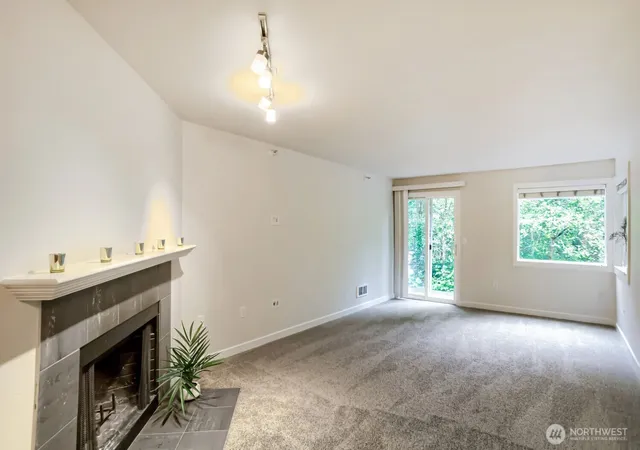 Photo 3 of Condo for sale at 700 Front St S #B108, Issaquah, WA 98027 | MLS# NWM2524136 | Listing updated on 2026-09-21