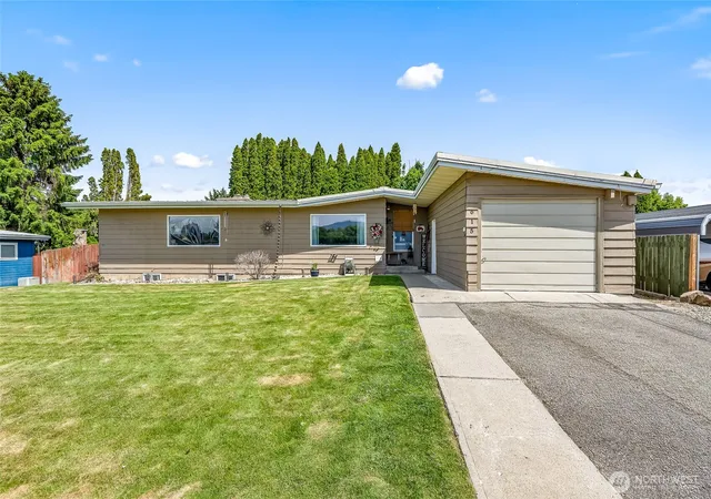 Photo 1 of Sale Pending at 615 N Jerome, East Wenatchee, WA 98802 | MLS# NWM2524157 | Listing updated on 2026-07-03