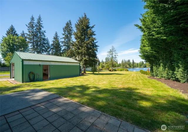 Photo 4 of Single family home for sale at 1529 150th Place NW, Marysville, WA 98271 | MLS# NWM2524175 | Listing updated on 2026-09-21