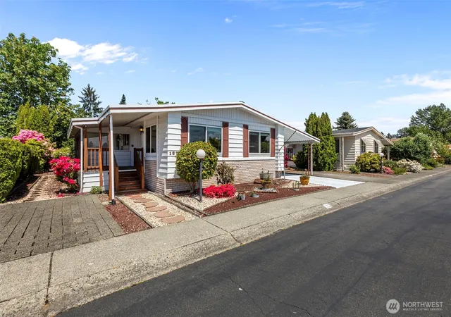 Photo 1 of Manufactured home for sale at 11436 Se 208th Street #162, Kent, WA 98031 | MLS# NWM2524217 | Listing updated on 2026-09-21