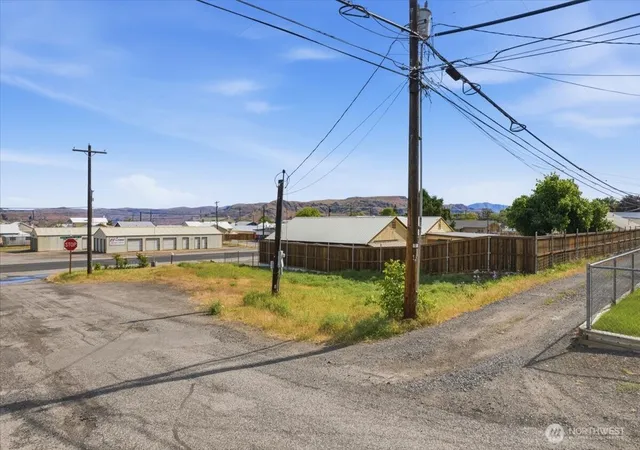 Photo 2 of Land for sale at 300 E Grand Coulee Ave, Grand Coulee, WA 99133 | MLS# NWM2524276 | Listing updated on 2026-09-21