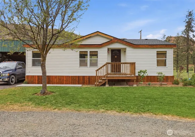 Photo 2 of Manufactured home for sale at 36499 Teel Hl Rd N, Davenport, WA 99122 | MLS# NWM2524284 | Listing updated on 2026-09-21