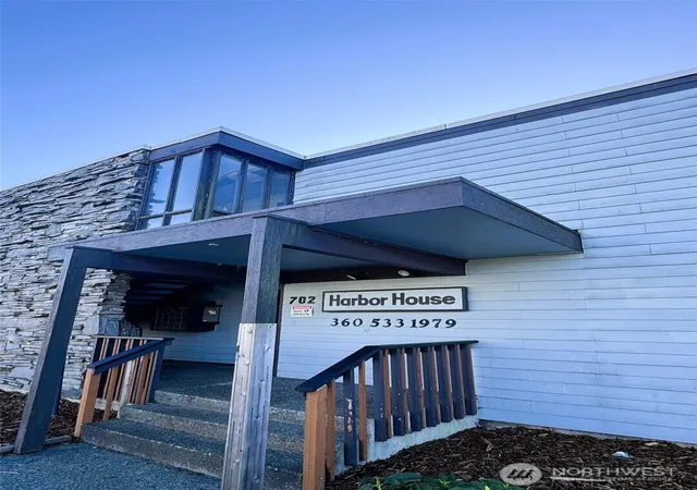 Photo 2 of Multi family home for sale at 702 L St, Hoquiam, WA 98550 | MLS# NWM2524342 | Listing updated on 2026-09-21
