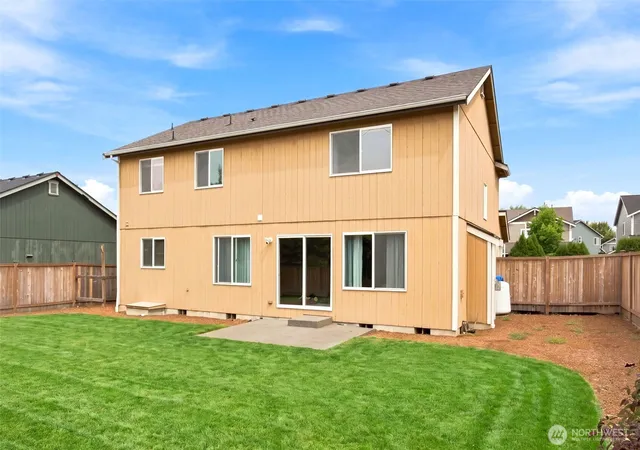 Photo 2 of Single family home for sale at 421 Stadium Loop, Napavine, WA 98565 | MLS# NWM2524439 | Listing updated on 2026-09-21