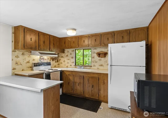 Photo 4 of Manufactured home for sale at 9927 99th Avenue NE, Arlington, WA 98223 | MLS# NWM2524443 | Listing updated on 2026-10-02