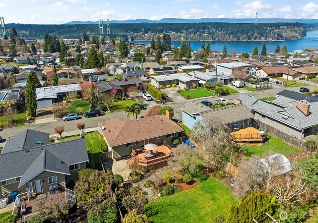 Photo 3 of Sale Pending at 1841 N Lenore Dr, Tacoma, WA 98406 | MLS# NWM2524492 | Listing updated on 2026-09-30