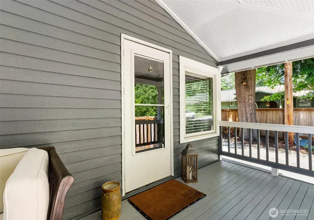 Photo 4 of Single family home for sale at 18925 276th Avenue SE, Issaquah, WA 98027 | MLS# NWM2524494 | Listing updated on 2026-09-30