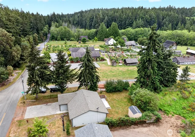 Photo 3 of Sale Pending at 9210 Otso Point Rd, Anderson Island, WA 98303 | MLS# NWM2524509 | Listing updated on 2026-08-18