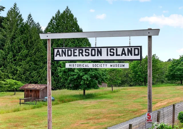 Photo 4 of Sale Pending at 9210 Otso Point Rd, Anderson Island, WA 98303 | MLS# NWM2524509 | Listing updated on 2026-08-18