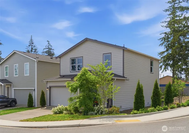 Photo 1 of Single family home for sale at 4220 Se Elijah Ct, Port Orchard, WA 98366 | MLS# NWM2524554 | Listing updated on 2026-09-25