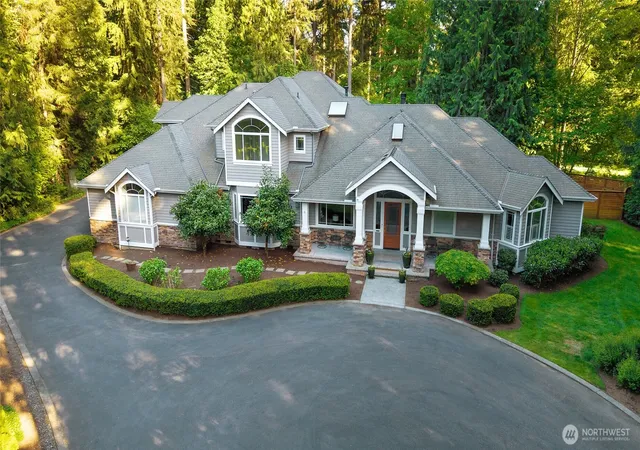 Photo 2 of Single family home for sale at 19930 170th Avenue Ne, Woodinville, WA 98072 | MLS# NWM2524586 | Listing updated on 2026-09-17