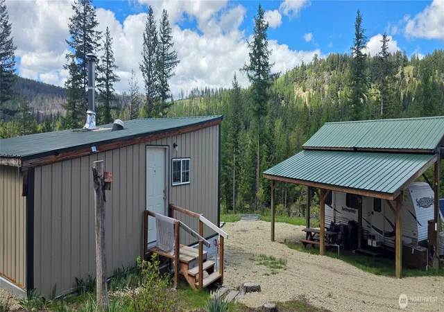 Photo 1 of Sale Pending at 790 Bonaparte Lake Rd, Tonasket, WA 98855 | MLS# NWM2524691 | Listing updated on 2026-09-21