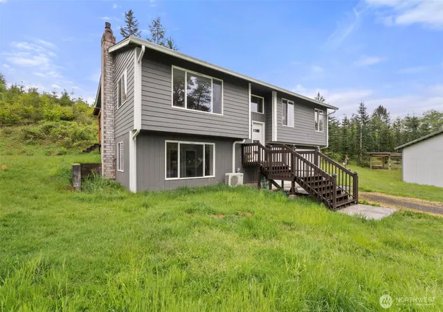 Photo 2 of Single family home for sale at 269 Elk Crk Rd, Raymond, WA 98577 | MLS# NWM2524733 | Listing updated on 2026-07-14