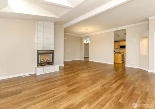 Photo 4 of Condo for sale at 24058 222nd Avenue SE #20, Maple Valley, WA 98038 | MLS# NWM2524794 | Listing updated on 2026-09-30