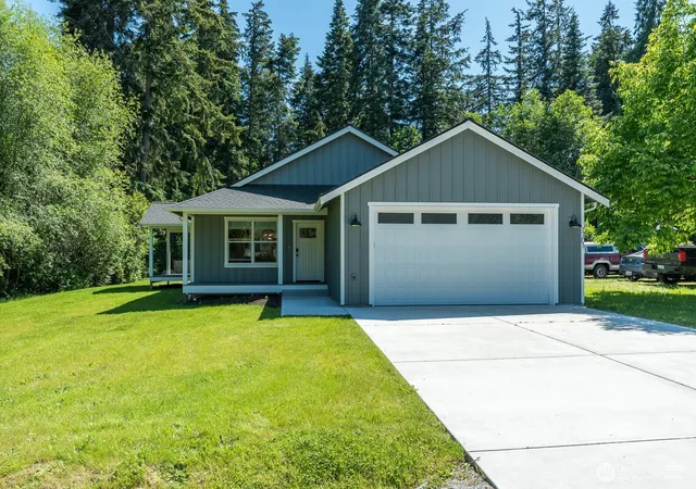 Photo 2 of Single family home for sale at 1701 Hemlock Dr, Camano Island, WA 98282 | MLS# NWM2524795 | Listing updated on 2026-09-18