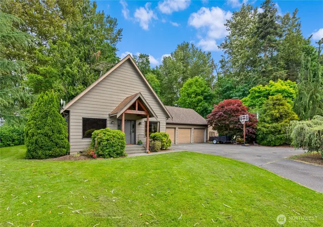 Photo 3 of Single family home for sale at 3650 E Badger Rd, Everson, WA 98247 | MLS# NWM2524811 | Listing updated on 2026-09-29